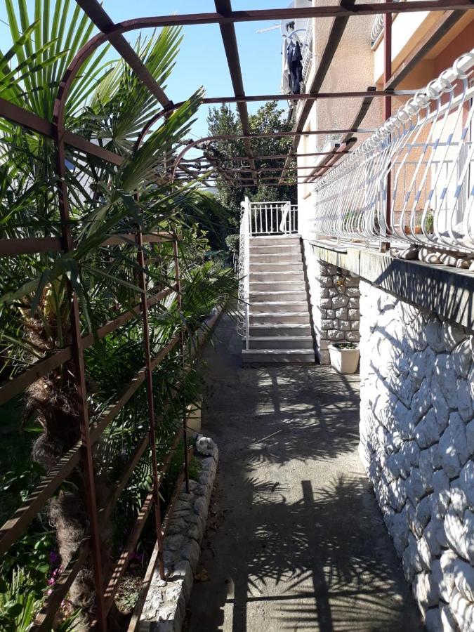 Vesna Apartment Crikvenica Exteriör bild